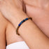 Jubilatoire | Or 18 carats | Pierre précieuse empereur bleu foncé | Bracelet Expression